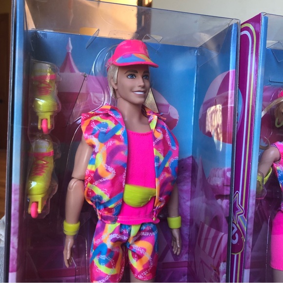 Barbie the Movie Doll SET Ken Barbie Skating Roller Blading NIB!! - Picture 2 of 9